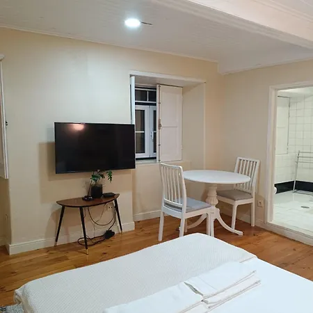 1 Apartment